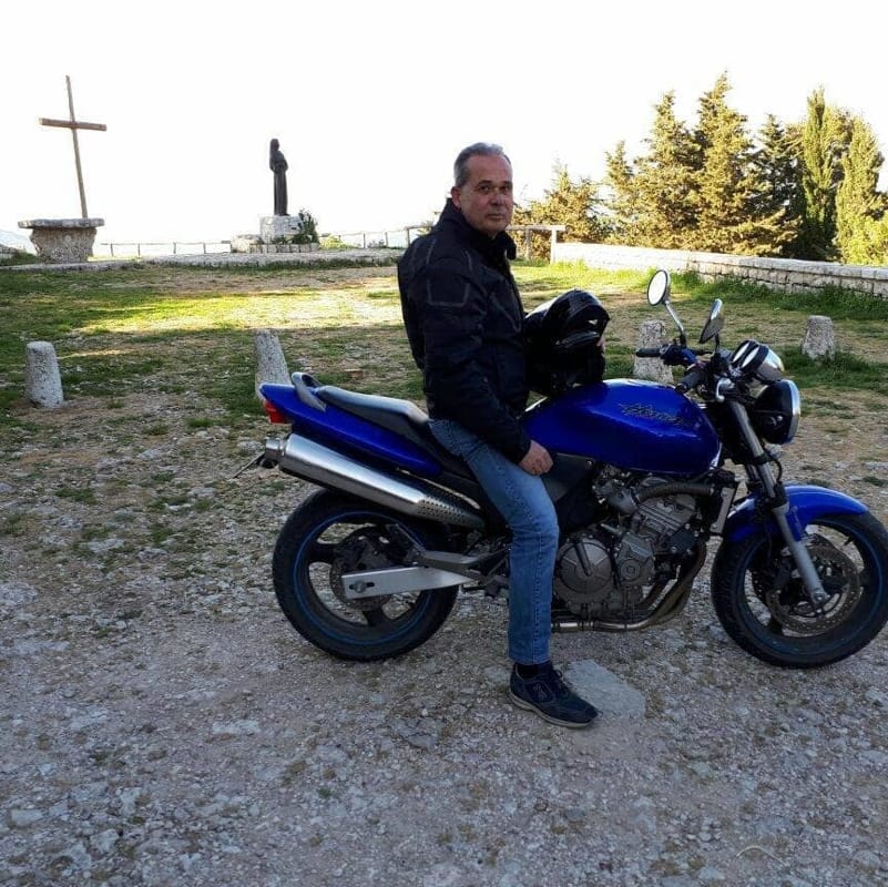 Va Al Mare E Di Ritorno Perde Il Controllo Della Moto Morto Enne