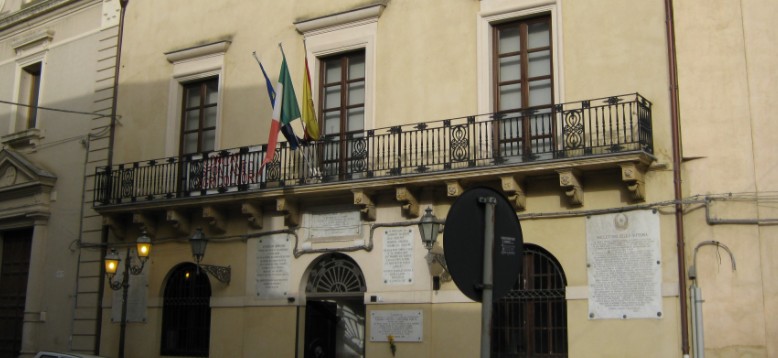 A Canicattì le case del centro storico si venderanno a 1 euro –