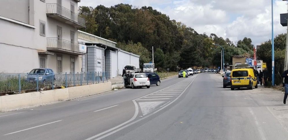 Scontro sulla strada Statale 115 quattro persone in ospedale