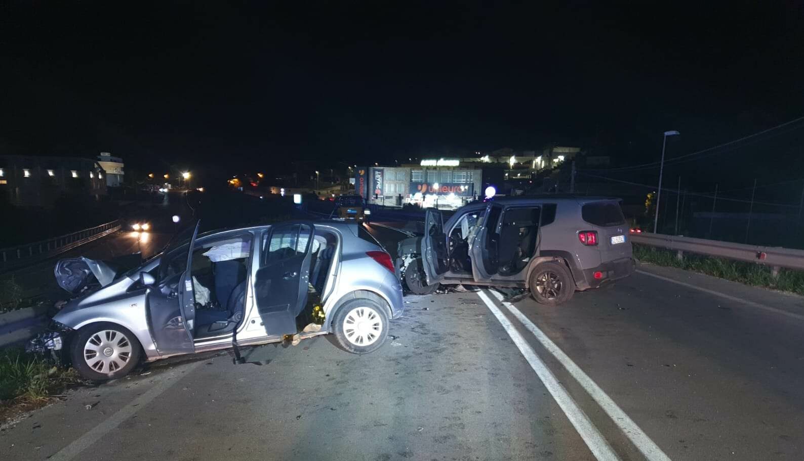 Tragico Incidente Stradale Lungo La Statale Morta Una Donna Altre